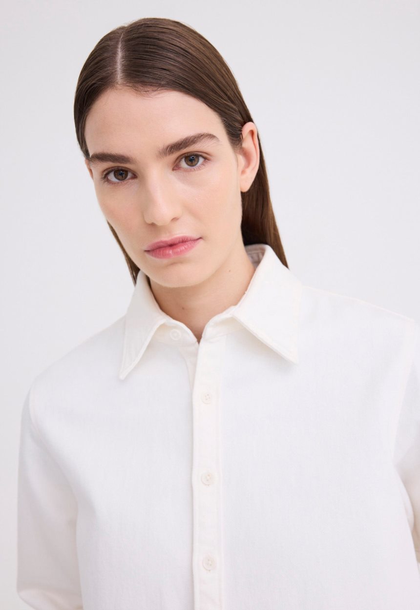 Jac + Jack Hess Cropped Denim Shirt - Ice Cream